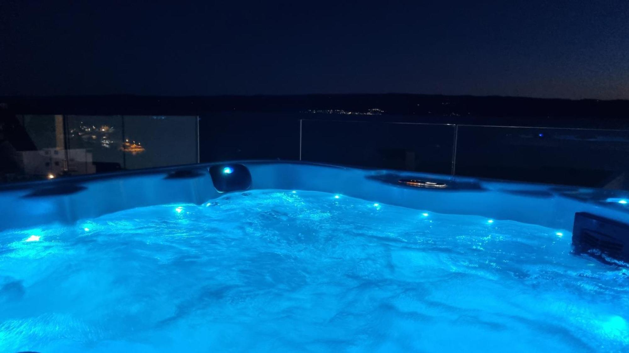 Villa Askana, 3 Bedrooms, 4 Baths, Infinity Pool, Whirlpool, Sea View, Outdoor Kitchen Jesenice  Exterior photo